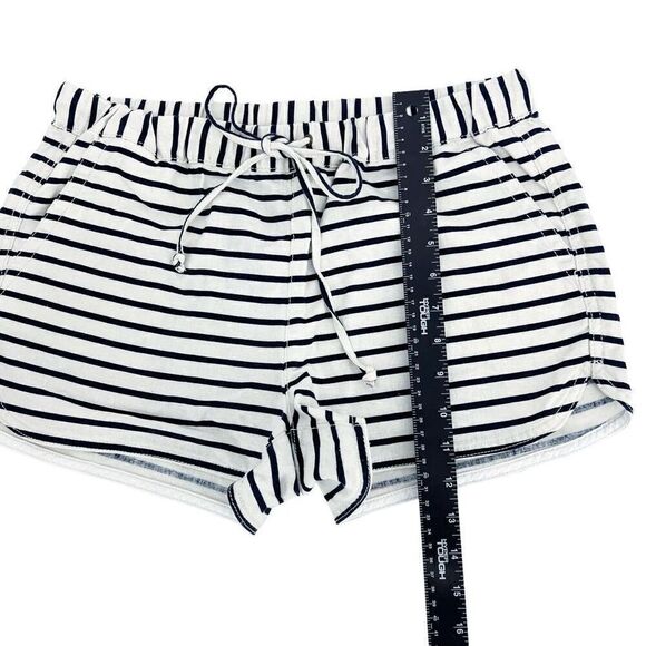 J. Crew Linen Cotton Blend Navy Off White Striped Pull on Shorts Women’s Small - Picture 9 of 10